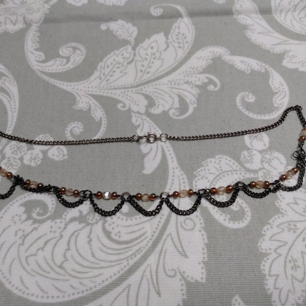 Beaded Scalloped Chain Necklace